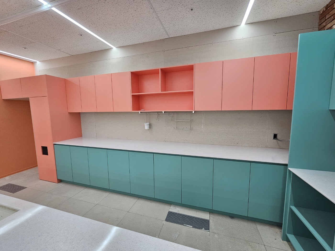 3667697170_TXoqmI6G_456fbdd9974444c4f462eaa9bd55d36d6fe98c50.jpg 이미지크게보기