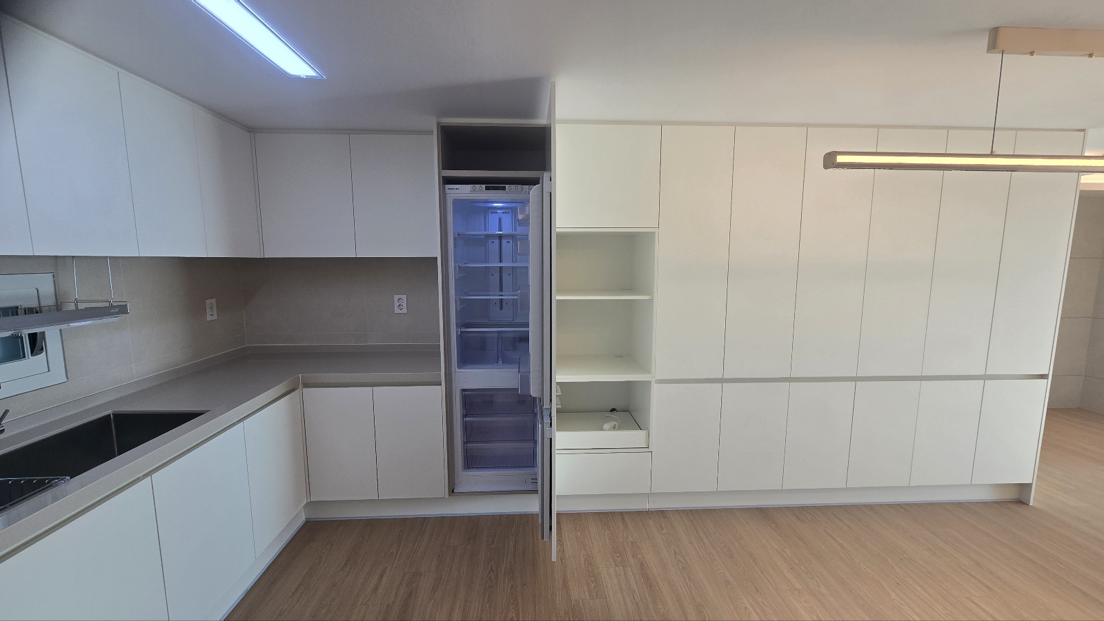 3667697170_f4NtRxFP_da4c347b1349fa21cb84452037867329f64b8d2f.jpg 이미지크게보기